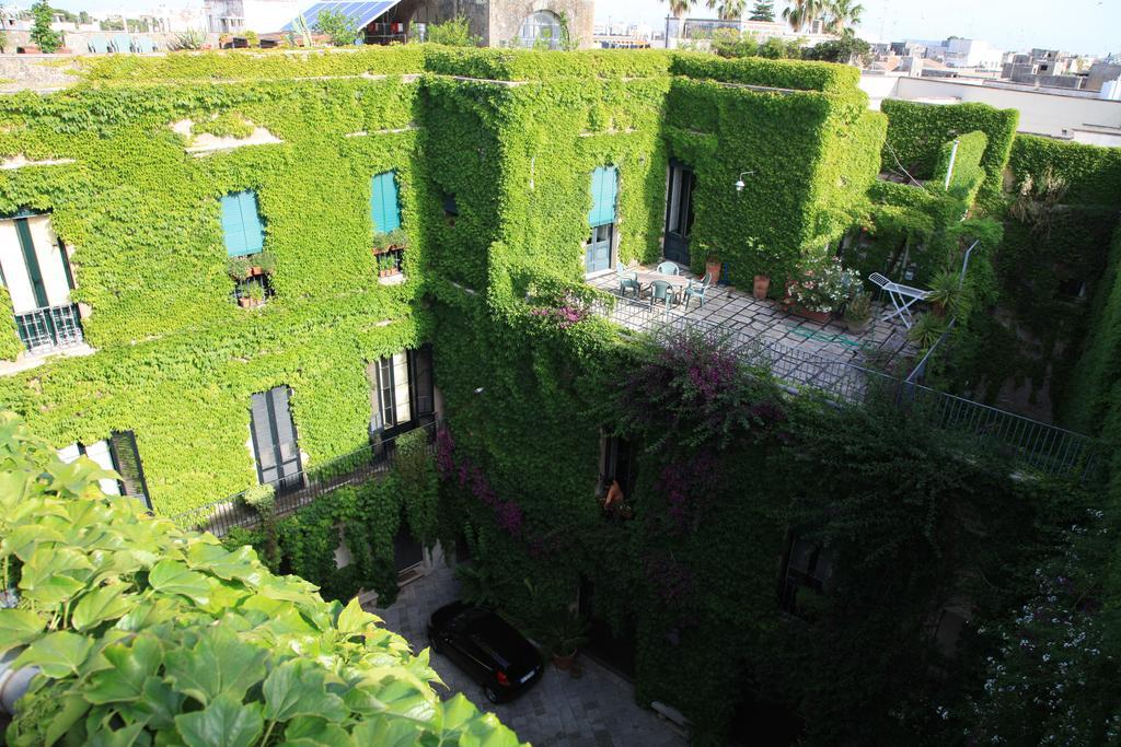 Palazzo Rollo Bed & Breakfast เลชเช ภายนอก รูปภาพ