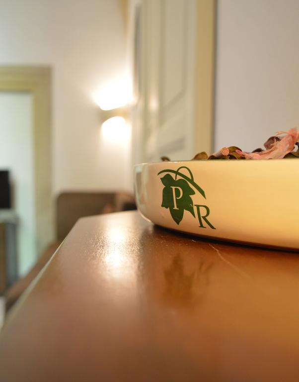 Palazzo Rollo Bed & Breakfast เลชเช ภายนอก รูปภาพ